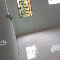 Phòng Dtsd 30 M2 Trong Nhà Vườn Hẻm Xe Tải An Ninh Yên Tĩnh