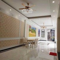 Bán Nhà 5 Tầng 80M2 Thang Máy Ngô Gia Tự