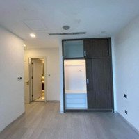 Bán Căn 2 Phòng Ngủ90M2 Full View Tháp Aqua Nhà Trống