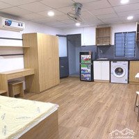 Căn Hộ 30M2 ️Full Nội Thất️ Máy Giặt Riêng_Đường D5, Gần Hàng Xanh