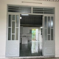 Cho Thuê Nhà Nguyên Căn 60M2 Ấp 2 Hựu Thạnh Long An