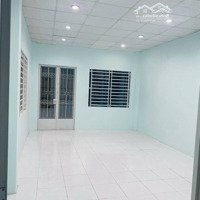 Cho Thuê Nhà Nguyên Căn Mặt Tiền Đường Hoàng Văn Thụ (4M X 20M)