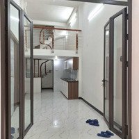 4.68 Tỷ, Mai Động, Hoàng Văn Thụ, 30M2, 5 Tầng Gần Phố, Hm, Hn