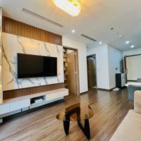 Cho Thuê Căn Hộ Cao Cấp Toà S1 Vinhomes Symphony 2N2Vs Nội Thất Như Ảnh. Liên Hệ: 0966275665