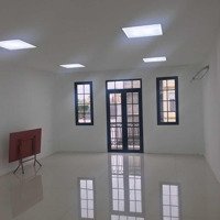 Cho Thuê Biệt Thự Phường Kiến Hưng, Hà Đông.diện Tích157M2 Nhà Mới 35 Triệu