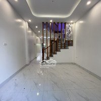 Cách Đlộ Thăng Long Chỉ 500M Có Ngay Căn Nhà Xây Độc Lập, 41M2 3T, Ngõ Trước Nhà Rộng Thoáng Đãng