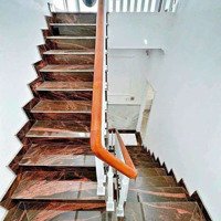 Sở Hữu Ngay Nhà Mặt Phố Khá Đẹp, Đà Nẵng - 90M² Ngang 5M - 3 Tầng 3 Pn