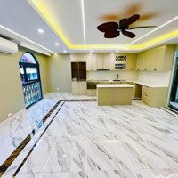 Toà Building Đồ Sộ Sát Phố Nguyễn Chí Thanh, 63M2*8T, Mặt Tiền Khủng, 2 Ôtô Tránh Vỉa Hè Kinh Doanh