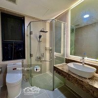 Bán Chung Cư C7- 90M2- 3 Ngủ 2Wc- Giá Bán 3.8 Tỉ- Bán Đầy Đủ Nội Thất- Bao Phí Sang Tên- Lh Xem Nhà