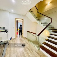 Biệt Thự Siêu Đẹp Làng Việt Kiều Châu Âu 4 Tầng 155M2 View Vườn Hoa, Nội Thất Xịn Cho Thuê, Kd Tốt