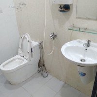 Duplex 1 Trệt 1 Lầu Ban Công - Dạng Nguyên Căn - Ko Giới Hạn Người - Rộng 60M2 - Chỉ Tính Điện Nước