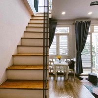 Penhouse Duplex + 1 Phòng Ngủgần Etown Cộng Hoà - Gần Sân Bay Tân Sơn Nhất