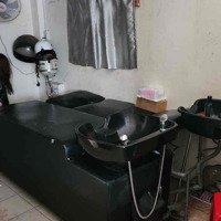 Nhà Nguyên Căn Làm Salon Tóc Mặt Tiền 243A Dương Đình Hội . 9 Triệu/Tháng