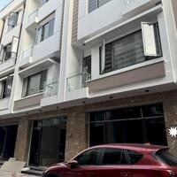 Cho thuê nhà mới tinh vừa hoàn thiện trong khu nhà ở cao cấp phố Lê Lợi
