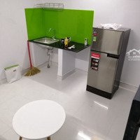 Phòng Đẹp 20M2, Ban Công, Cửa Sổ