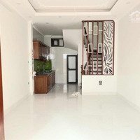 Nhỉnh 4 Tỷ. Ngõ Thông, Hồng Tiến, Long Biên, 33M2, 5 Tầng, Cách Ô Tô 20M, Về Ở Ngay