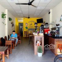 Sang Quán Cafe Mặt Bằng Kinh Doanh - Ngay Vị Trí Đẹp Nhất Quận 4 -