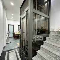 Bán Nhà Siêu Vip Trần Duy Hưng - Cầu Giấy - 46M2*6T*Mt 3,6M. Giá Bán 12 Tỷ Có Thương Lượng