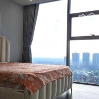 Cho Thuê Gấp Ch Cao Cấp Sun Grand City - 69B Thụy Khê, 160M2, 3 Phòng Ngủ Đủ Đồ Giá Chỉ 35 Triệu/Th 0975864664