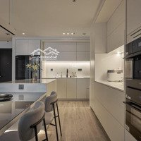 Chủ Cần Bán Căn Hộ Flemington, Q11, 220M2, 4 Phòng Ngủgiá Bán 11 Tỷ 5 Sổ Hồng. Liên Hệ: 0934 641 892 Sao