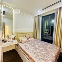 Căn 1 Ngủ 43M2 View Hồ, Nội Thất Đẹp Bên Toà A Vào Được Luôn, Miễn Phí Dịch Vụ Hàng Tháng