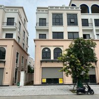 Cần Bán Căn Shophouse Xẻ Khe Thông 2 Mặt Đường Biển Xanh (Sổ Lâu Dài) Đối Diện Chung Cư Masterise.