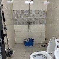 Cho Thuê Văn Phòng 80M2. Tầng Trệt, Mặt Tiền Nguyễn Gia Trí