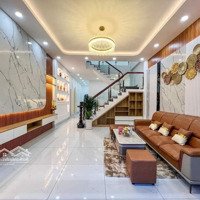 Bán Gấp Nhà 120M2 Đang Cho Thuê 10 Triệu