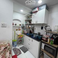 Nhà 1 Trệt, 1 Lửng, 1 Lầu Cần Cho Thuê