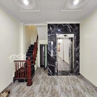 Thang Máy, 40 M2, Lô Góc Thoáng Sáng, Ngõ Nông, Rộng Chỉ Hơn 7 Tỷ Tại Ngã Tư Lò Đúc, Hai Bà Trưng