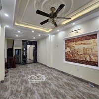 Thang Máy, 40 M2, Lô Góc Thoáng Sáng, Ngõ Nông, Rộng Chỉ Hơn 7 Tỷ Tại Ngã Tư Lò Đúc, Hai Bà Trưng