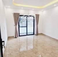 Nhà Đẹp Phố Trần Khát Chân Gara Thang Máy Cần Bán Gấp