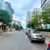 Sản Phẩm Nhà Phố Kdc Himlam Q7 Dt: 5X20M (Có Thang Máy) Cho Thuê 40 Triệu - 50 Triệu Liên Hệ: 0931353298