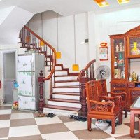 Bán Nhà Vũ Ngọc Phan , 39M2 X 5 Tầng , Gần Oto , Trung Tâm Đống Đa , Vị Trí Đẹp