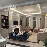 Cho Thuê Biệt Thự Võ Chí Công 120M2X 5 Tầngfull Đẹp Mới, Nội Thất Nhập