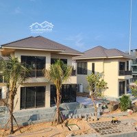 Bán Biệt Thự Đơn Lập 290M2 Tp Tuy Hoà, View 4 Mặt Tiền,Hồ Bơi Riêng, Sát Biển,Gần Tháp Nghinh Phong