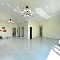 Villa Sân Vườn Đà Lạt Nhà Mới Xây Chưa Sử Dụng, Giá Tốt Chỉ 14 Tỷ Có Thương Lượng