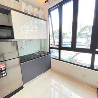 Cho Thuê Duplex Mới Full Nội Thất Cửa Sổ Trời 30M2 Cống Quỳnh Quận 1