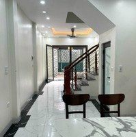 Cc Bán Nhà Yên Bệ Kim Chung 5 Tầng 40 M2, Đầy Đủ Nội Thất, Ngõ Thông Đường Ô Tô Giá Có Hơn 3X Tỷ