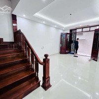 Hoa Hậu Tây Hồ - 51M2 X 4 Tầng - Giá 5,85 Tỷ - Ô Tô Đỗ Cổng -3 Thoáng