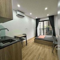 Trống Lại 1 Phòng Studio Bancol Diện Tích 27M2 Ngay Luỹ Bán Bích