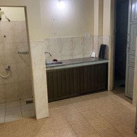 Phòng Gác 25M2,Full Nội Thất,Máy Lạnh,Toilet Riêng,Không Chung Chủ