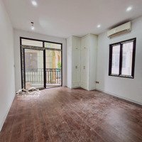 Bán Gấp Nhà Cầu Giấy, Diện Tích: 35M2X5T-Nhà Mới-Full Nội Thất-Lô Góc,3 Thoáng-10M Ra Ô Tô-Ngõ Thông- Giá Bán 7Tỷ