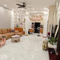 Bán Nhà Phan Chu Trinh, Hoàn Kiếm 82M2 X 5T Xmặt Tiền6,5M, Ô Tô, Kd, Giá Chào 23 Tỷ. Liên Hệ: 0366051369