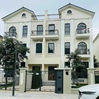 Nhà Em Cần Bán Liền Kề L3 Louis City 120M2 Góc 2 Mặt Tiền Giá Bán 26 Tỷ. Liên Hệ: 0888486262