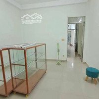 Mt Trương Công Định,Diện Tích4X20M Trệt 2 Lầu, Tự Do Kd F&B, Văn Phòng.