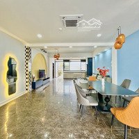 Cho Thuê Chung Cư 2 Phòng Ngủ Sân Vườn 250M2 Ở Q2