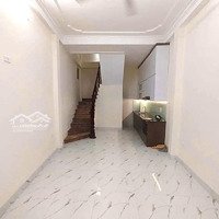 Bán Nhà Võ Chí Công 35M2X5Tầng Dân Xây Ở Ngay Chỉ Hơn 5 Tỷ