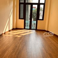 Bán Nhà Võ Chí Công 35M2X5Tầng Dân Xây Ở Ngay Chỉ Hơn 5 Tỷ