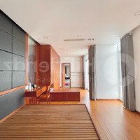 Siêu Phẩm Studio Ban Công Siêu Rộng 50M2 - View Sông Thoáng - Ko Giới Hạn Người Và Xe